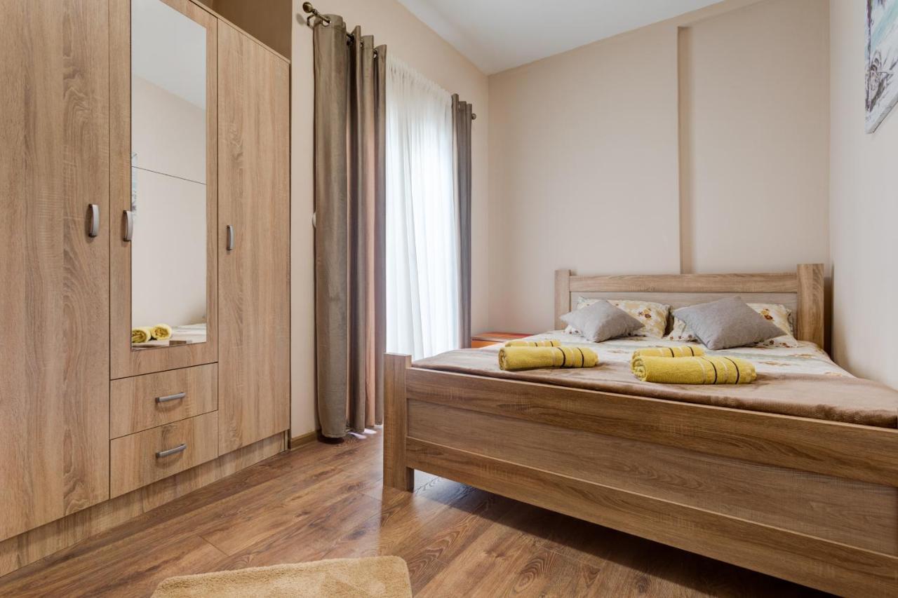 Dom B Apartments Будва Екстер'єр фото